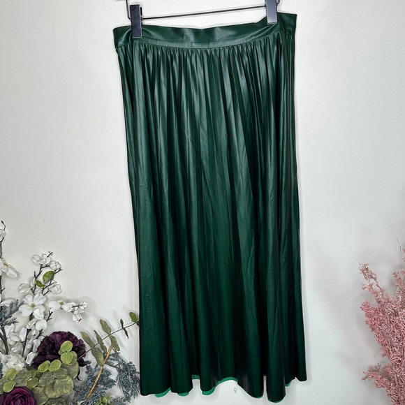 ZARA High Waisted Pleated Faux Leather Midi Skirt Forest Green - Picture 3 of 5